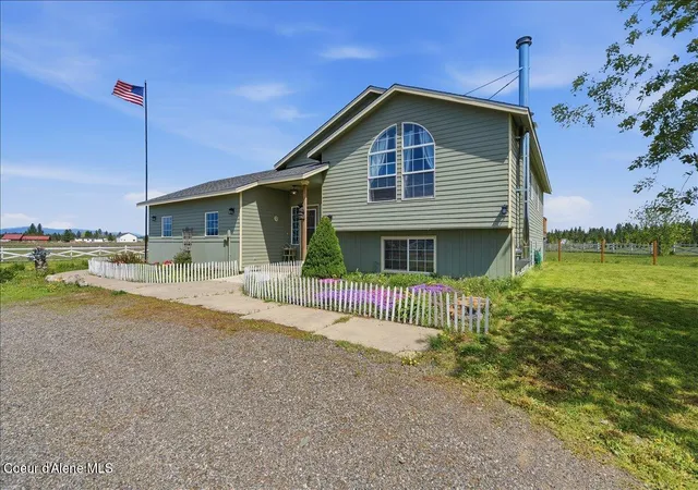 4th image of 2037 E Yellow Pine Ave, Athol, ID 83801 | MLS# 26-4598
