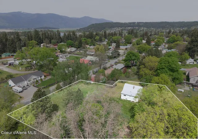 Homes for sale in Bonners Ferry, ID | 6836 Denver St, Bonners Ferry, ID 83805 | MLS# 26-4504