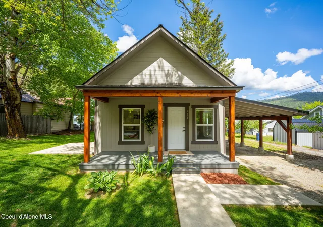 Homes for sale in Kellogg, ID | 214 Gold Ave, Kellogg, ID 83837 | MLS# 26-5541