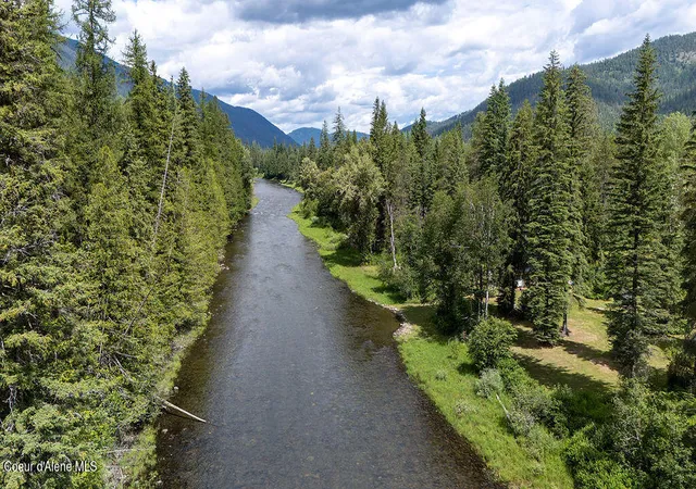 4th image of 5574 Moyie River Rd, Bonners Ferry, ID 83805 | MLS# 26-4516