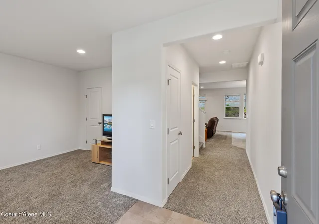 4th image of 21714 S Lakeview Dr, Worley, ID 83876 | MLS# 26-4874