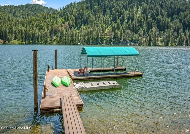 Homes for sale in Harrison, ID | 63200 S Powderhorn Bay Rd, Harrison, ID 83833 | MLS# 26-4707