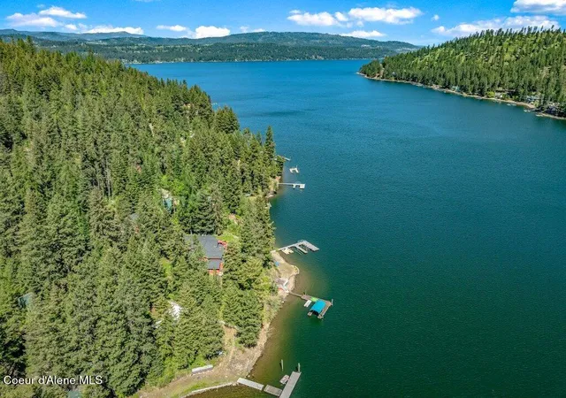 Homes for sale in Harrison, ID | 63200 S Powderhorn Bay Rd, Harrison, ID 83833 | MLS# 26-4707
