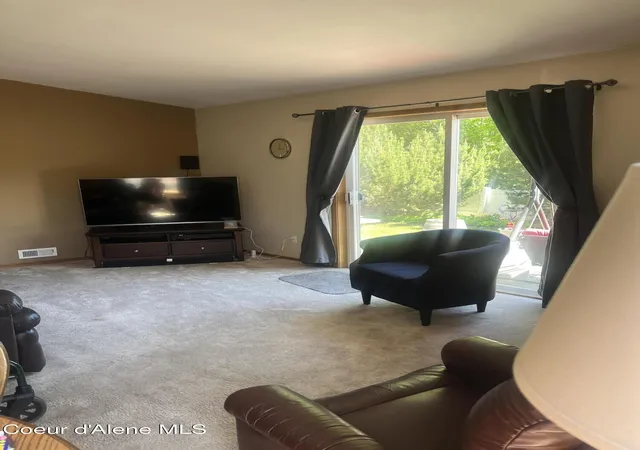 Homes for sale in Post Falls, ID | 1702 N Summer Rose St, Post Falls, ID 83854 | MLS# 26-4733