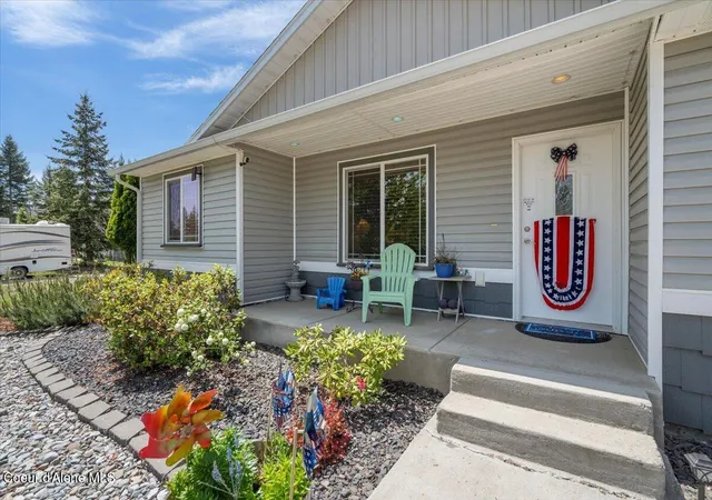 Homes for sale in Spirit Lake, ID | 32811 N 14Th Ave, Spirit Lake, ID 83869 | MLS# 26-4814