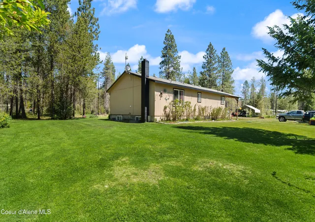 Homes for sale in Spirit Lake, ID | 418 Eagle Dr, Spirit Lake, ID 83869 | MLS# 26-4749