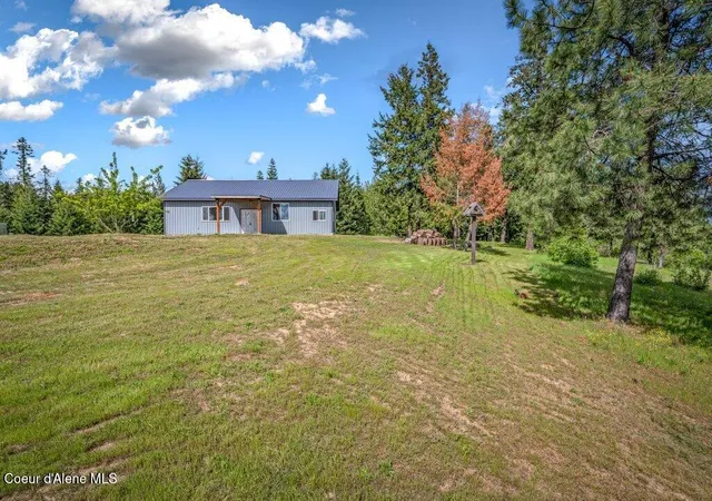 Homes for sale in Harrison, ID | 26825 S Cedar Grove Rd, Harrison, ID 83833 | MLS# 26-5088