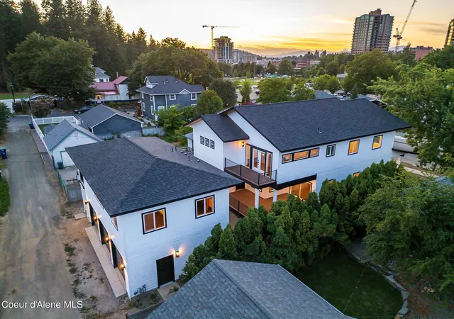 3rd image of 816 & 818 E Young Ave, Coeur D Alene, ID 83814 | MLS# 26-4809