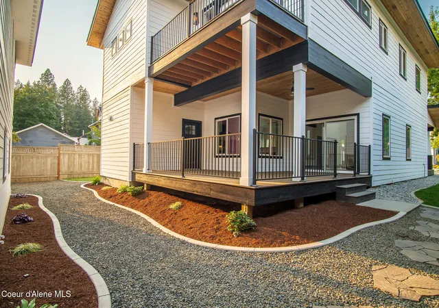 4th image of 816 & 818 E Young Ave, Coeur D Alene, ID 83814 | MLS# 26-4809