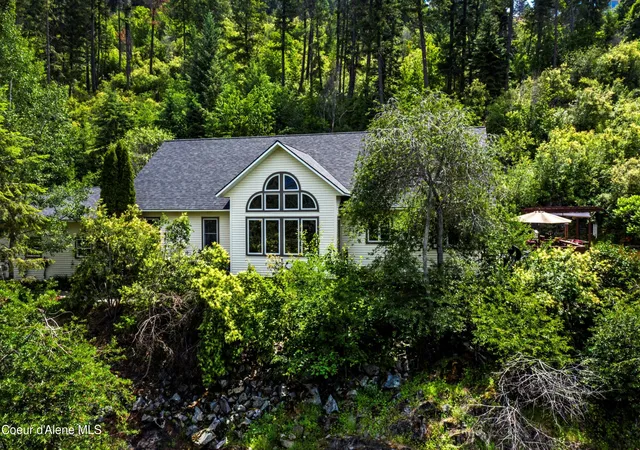 1st image of 88 Cedarwood Ln, Sagle, ID 83860 | MLS# 26-4876