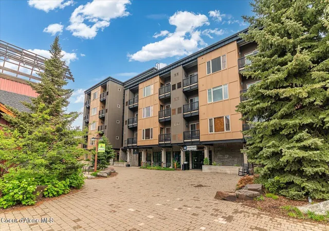 Photo 3 of Condo for sale at 604 Bunker Ave #401, Kellogg, ID 83837 | MLS# 26-4935 | Listing updated on 2026-05-15