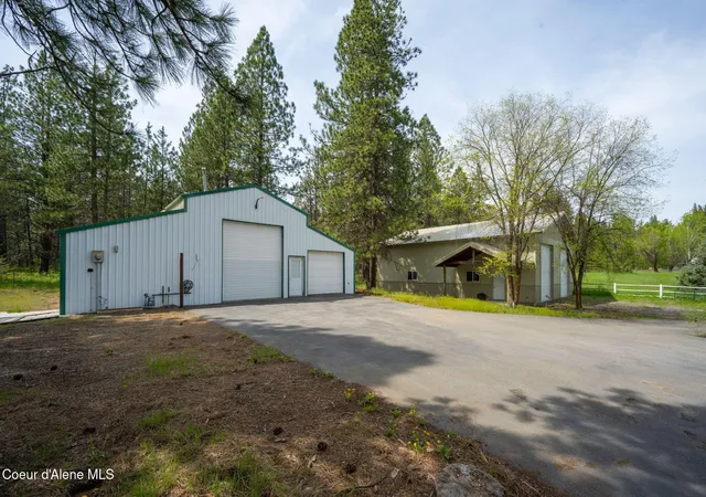 Photo 3 of Single family home for sale at 2087 E Glacier Rd, Hayden, ID 83835 | MLS# 26-5048 | Listing updated on 2026-07-21