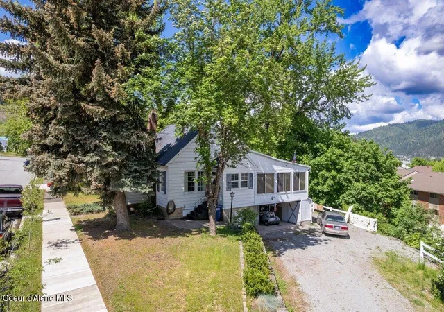 3rd image of 210 E Market Ave, Kellogg, ID 83837 | MLS# 26-5134