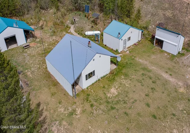 Homes for sale in Naples, ID | 2884 Morris Rd, Naples, ID 83847 | MLS# 26-4971