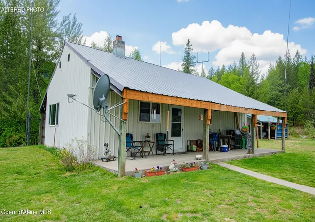 Homes for sale in Naples, ID | 2884 Morris Rd, Naples, ID 83847 | MLS# 26-4971