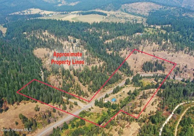 Photo 2 of Single family home for sale at 4870 Benewah Crk Rd, Saint Maries, ID 83861 | MLS# 26-5008 | Listing updated on 2026-08-25