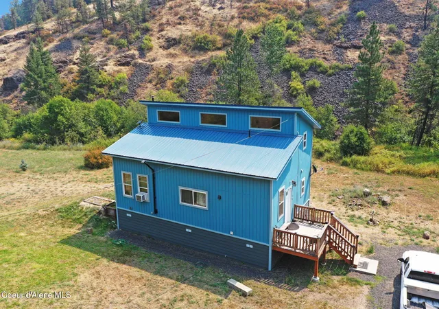 Photo 4 of Single family home for sale at 4870 Benewah Crk Rd, Saint Maries, ID 83861 | MLS# 26-5008 | Listing updated on 2026-08-25