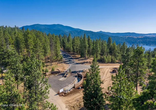 2nd image of 109 N Blue Skies Ln, Liberty Lake, WA 99019 | MLS# 26-5183