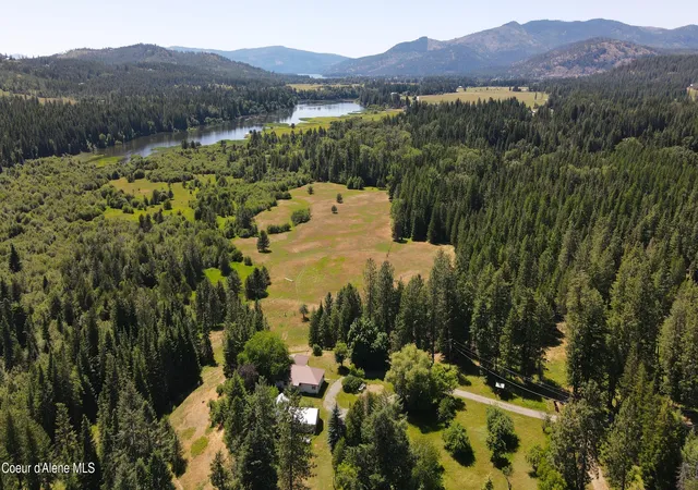 2nd image of 3216 Dufort Rd, Sagle, ID 83860 | MLS# 26-5287