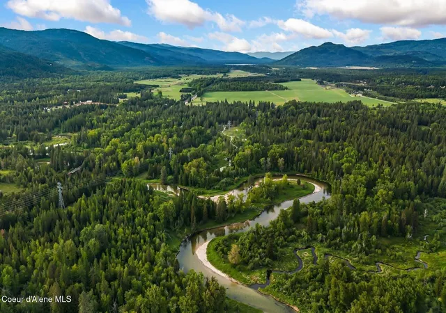 5th image of 386 Hummingbird Dr, Sandpoint, ID 83864 | MLS# 26-5305