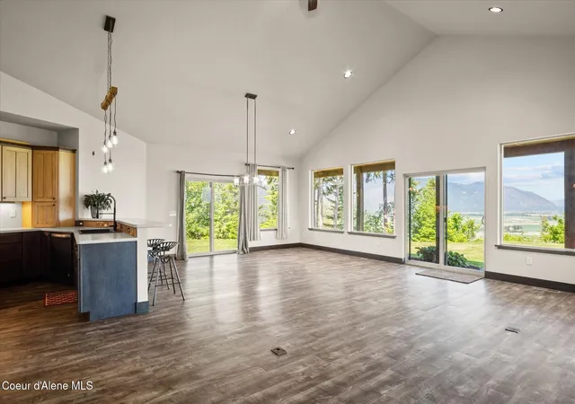Homes for sale in Naples, ID | 153 Ocean Front Pl, Naples, ID 83847 | MLS# 26-5551
