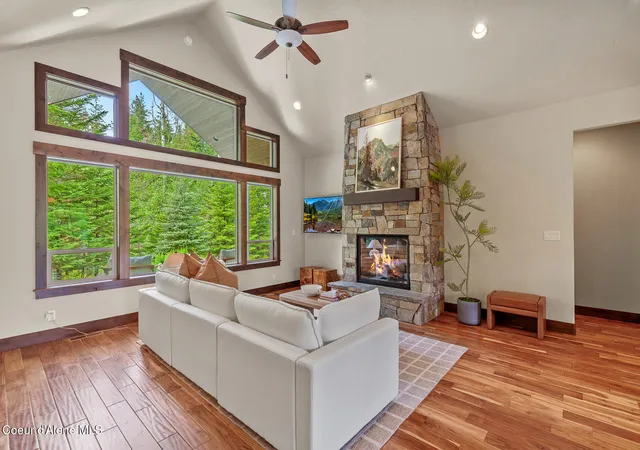 Photo 3 of Single family home for sale at 12507 N Pebble Crk Dr, Hayden, ID 83835 | MLS# 26-5380 | Listing updated on 2026-09-18