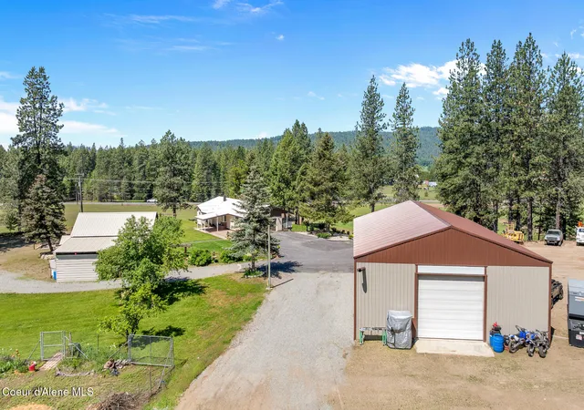 Homes for sale in Rathdrum, ID | 13874 N Idaho Rd, Rathdrum, ID 83858 | MLS# 26-5452