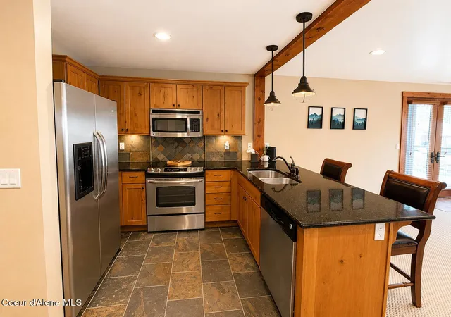 4th image of 834 Mckinley Ave W #APT 205, Kellogg, ID 83837 | MLS# 26-5457