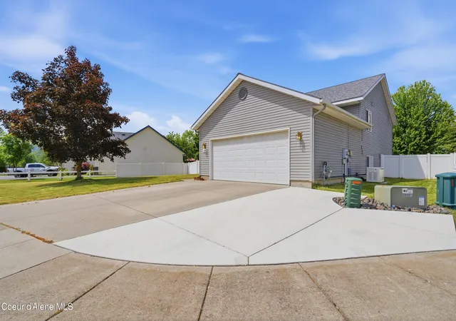 3rd image of 1141 N Bainbridge St, Post Falls, ID 83854 | MLS# 26-5667