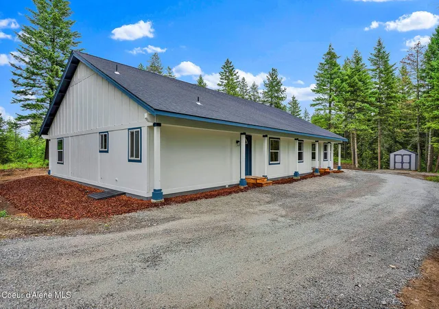 Homes for sale in Spirit Lake, ID | 32988 N 10th Ave, Spirit Lake, ID 83869 | MLS# 26-6796