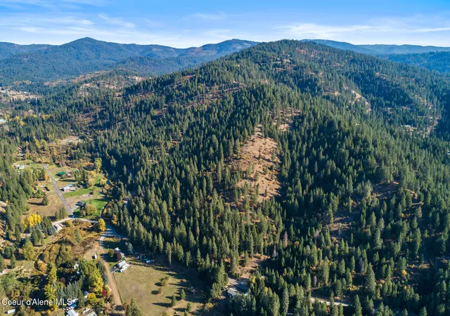 2nd image of Nka W Wolfs Lodge, Coeur D Alene, ID 83814 | MLS# 26-5495