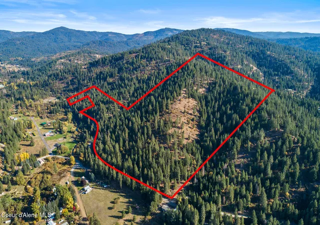 3rd image of Nka W Wolfs Lodge, Coeur D Alene, ID 83814 | MLS# 26-5495
