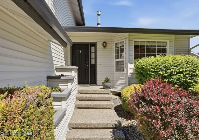 2nd image of 5871 N Magellan Ct, Coeur D Alene, ID 83815 | MLS# 26-5500