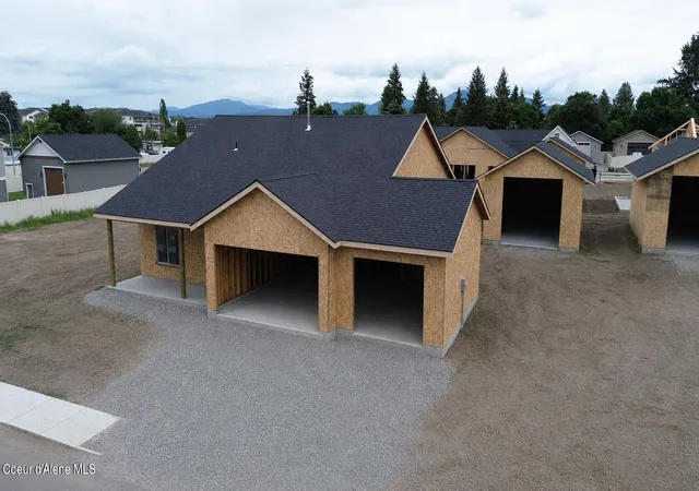9th image of 4475 E Savea Ln, Post Falls, ID 83854 | MLS# 26-5559