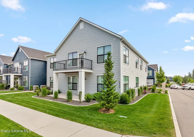 Homes for sale in Coeur D Alene, ID | 6480 N Atlas Rd #APT 208, Coeur D Alene, ID 83815 | MLS# 26-5671
