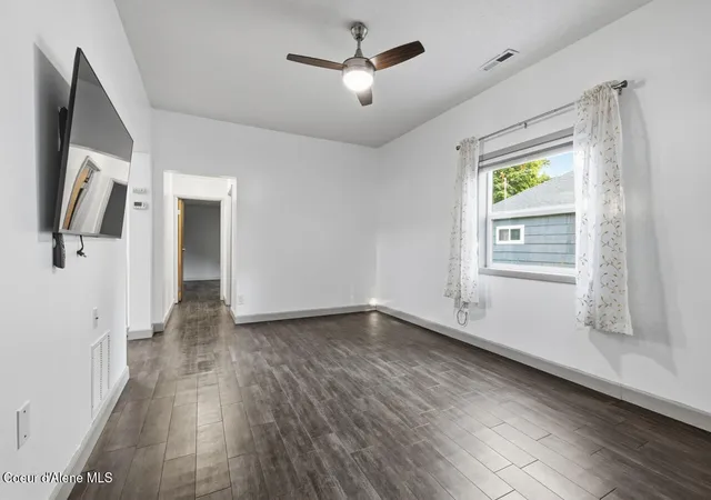 Photo 3 of Single family home for sale at 1140 N 6th Street, Coeur D Alene, ID 83814 | MLS# 26-5645 | Listing updated on 2026-09-18