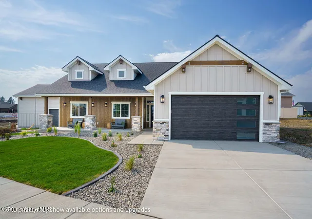 Photo 2 of Sale Pending at 1075 W Cordgrass Ave, Post Falls, ID 83854 | MLS# 26-5684 | Listing updated on 2026-06-04