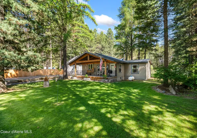 Photo 3 of Sale Pending at 169 Shelby Rd, Laclede, ID 83841 | MLS# 26-5676 | Listing updated on 2026-09-10