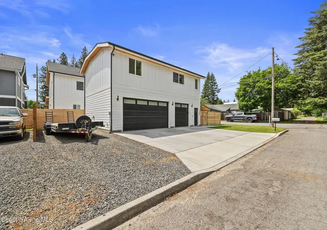Homes for sale in Coeur D Alene, ID | 1205 E Adeline Ave, Coeur D Alene, ID 83814 | MLS# 26-5650