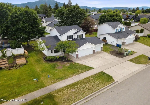 Homes for sale in Hayden, ID | 9166 N Entiate Dr, Hayden, ID 83835 | MLS# 26-5718