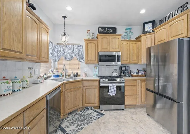 Homes for sale in Coeur D'alene, ID | 2689 W Loire Dr, Coeur D'alene, ID 83815 | MLS# 26-5687