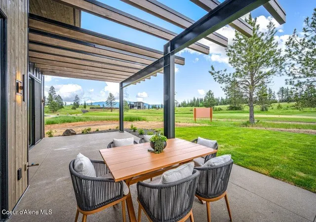 4th image of 5670 W Double Eagle Ct, Coeur D'alene, ID 83814 | MLS# 26-6994