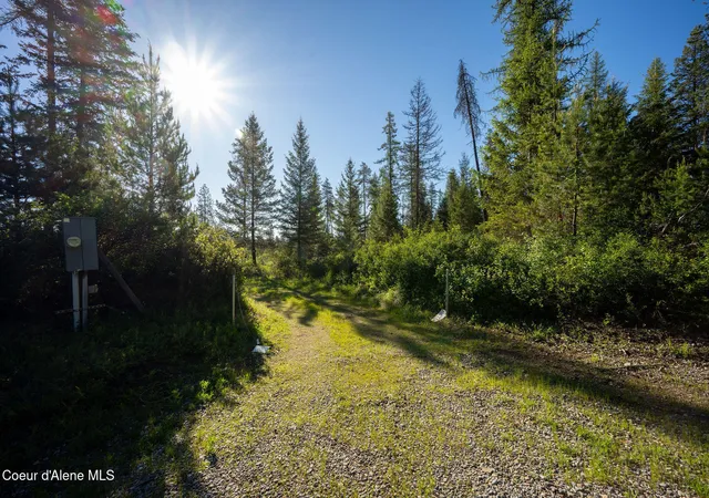 Homes for sale in Spirit Lake, ID | 91 Pride Ct, Spirit Lake, ID 83869 | MLS# 26-5836