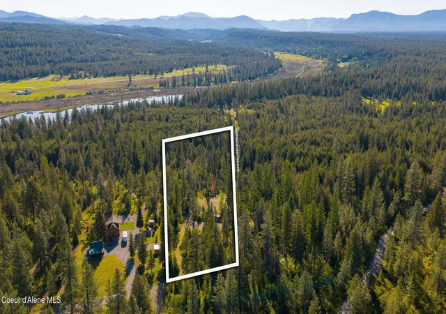 Homes for sale in Spirit Lake, ID | 91 Pride Ct, Spirit Lake, ID 83869 | MLS# 26-5836