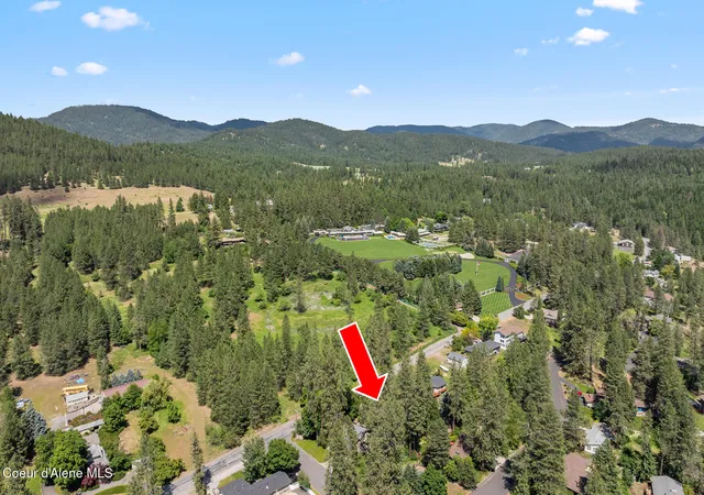 Homes for sale in Coeur D Alene, ID | 2916 E Harrison Ave, Coeur D Alene, ID 83814 | MLS# 26-6332