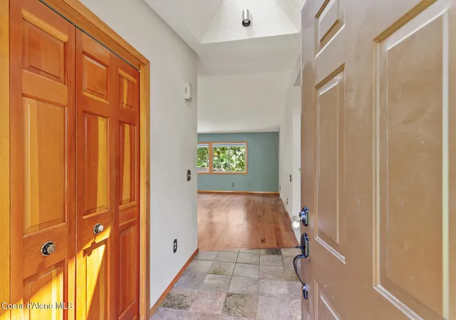Homes for sale in Coeur D Alene, ID | 2916 E Harrison Ave, Coeur D Alene, ID 83814 | MLS# 26-6332