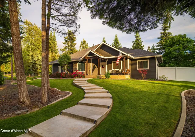 Photo 1 of Sale Pending at 3110 E Lake Forest Dr, Hayden, ID 83835 | MLS# 26-5848 | Listing updated on 2026-07-03