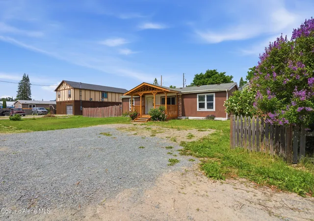 4th image of 106 W Railroad, Clark Fork, ID 83811 | MLS# 26-5914