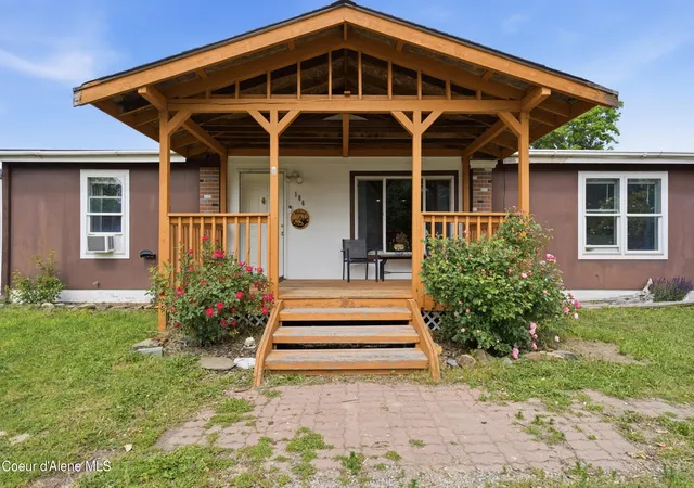 1st image of 106 W Railroad, Clark Fork, ID 83811 | MLS# 26-5914