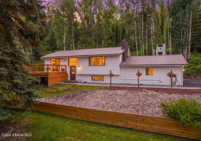 Homes for sale in Smelterville, ID | 46894 Silver Valley Rd #b, Smelterville, ID 83868 | MLS# 26-6299